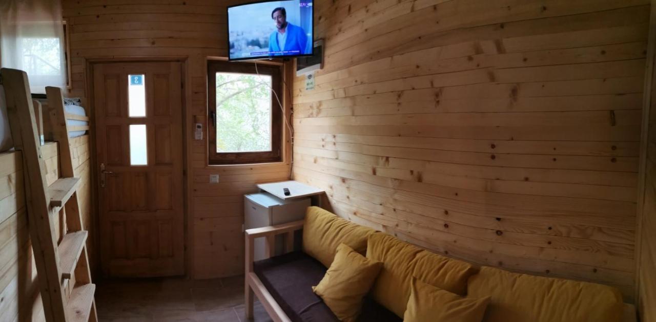 Bungalow 3 With 1 Room Sarajevo Bagian luar foto
