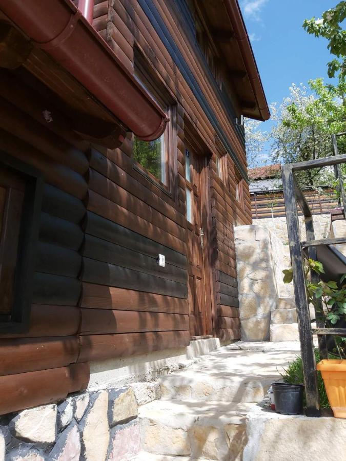 Bungalow 3 With 1 Room Sarajevo Bagian luar foto