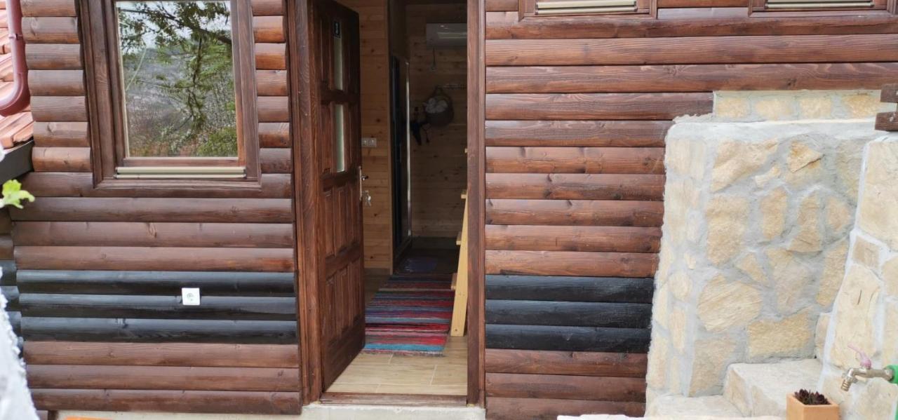 Bungalow 3 With 1 Room Sarajevo Bagian luar foto