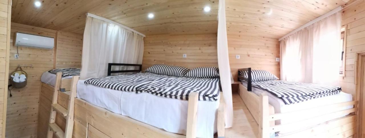 Bungalow 3 With 1 Room Sarajevo Bagian luar foto