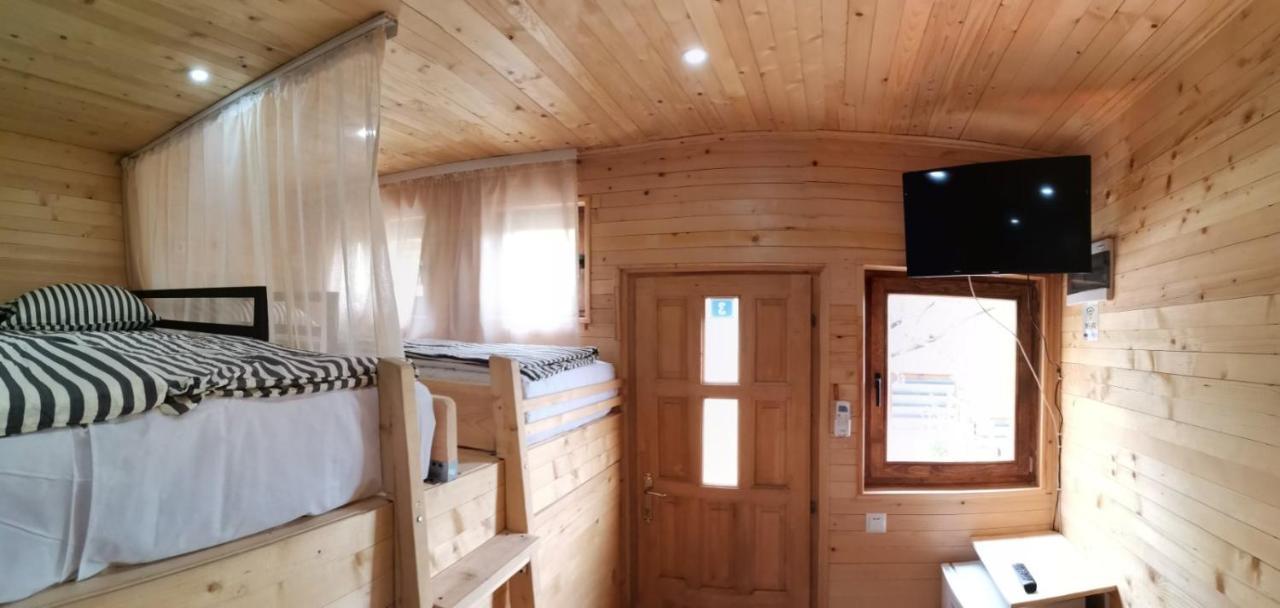 Bungalow 3 With 1 Room Sarajevo Bagian luar foto